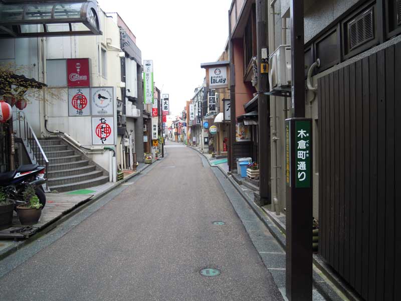金沢木倉町通り「大衆酒場なんで・や」　「居酒屋割烹ぼんぼり」